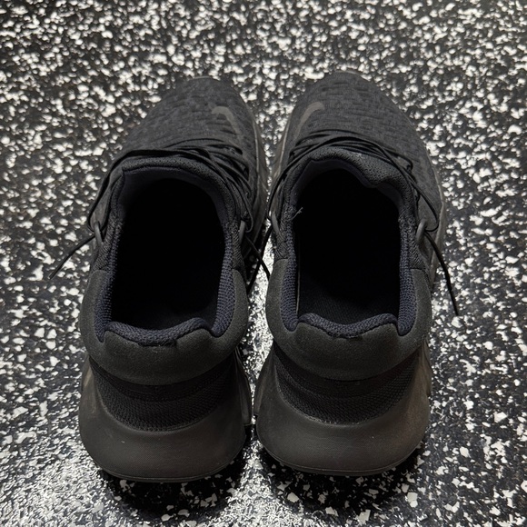 Nike Triple Black Free Flyknit 5.0 RN - Picture 2 of 7